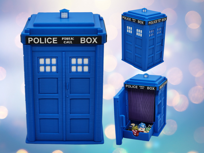 Additional view of the TARDIS-inspired deck box for Commander and sleeved TCG cards, image 2.